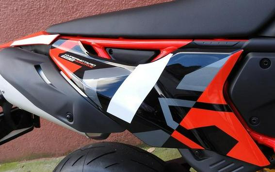 2026 Ducati Hypermotard 698 Mono RVE Graffiti