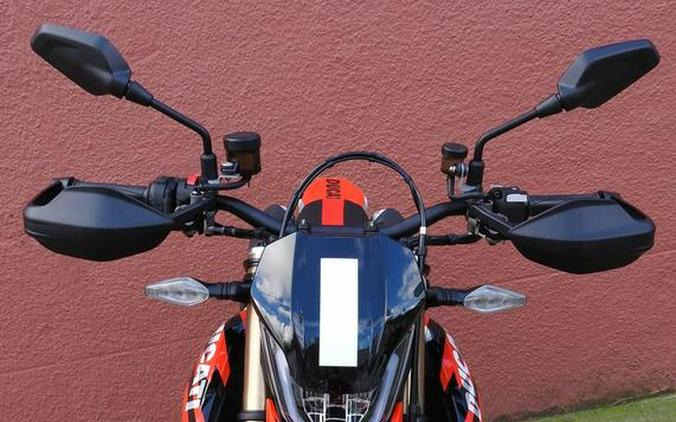 2026 Ducati Hypermotard 698 Mono RVE Graffiti