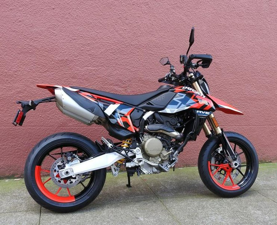 2026 Ducati Hypermotard 698 Mono RVE Graffiti