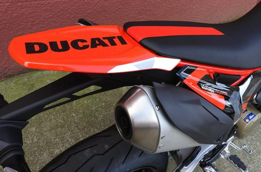 2026 Ducati Hypermotard 698 Mono RVE Graffiti