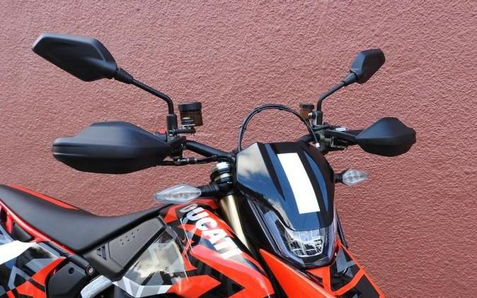 2026 Ducati Hypermotard 698 Mono RVE Graffiti