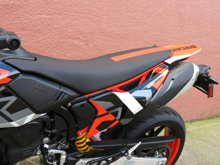 2026 Ducati Hypermotard 698 Mono RVE Graffiti