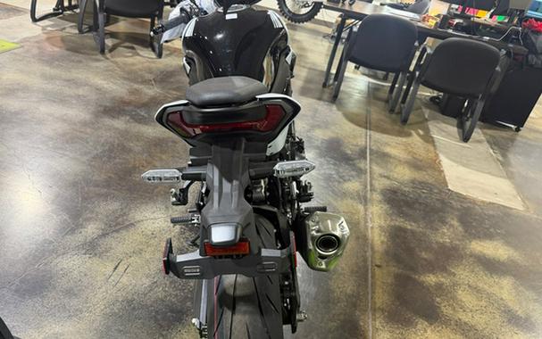 2026 Kawasaki Z900 ABS