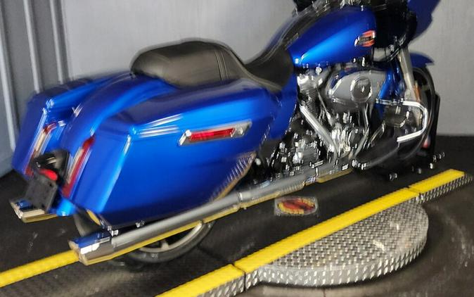 2024 Harley-Davidson Road Glide® FLTRX BLUE BURST