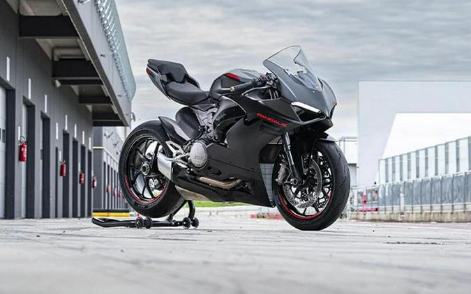 2025 Ducati Panigale V2 Black on Black