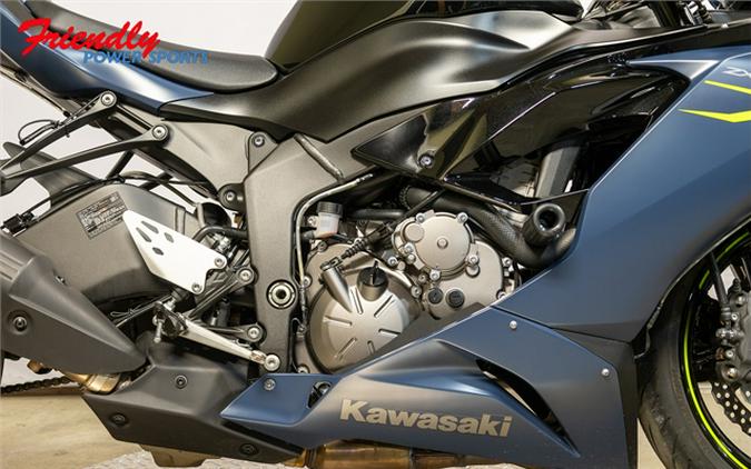 2022 Kawasaki Ninja ZX-6R ABS