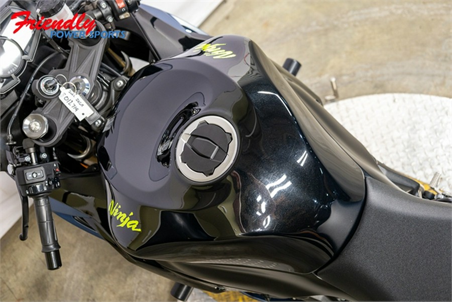 2022 Kawasaki Ninja ZX-6R ABS