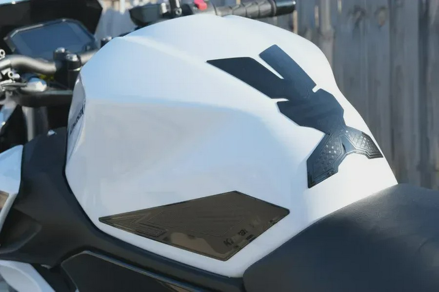 2026 KAWASAKI Z500 SE ABS