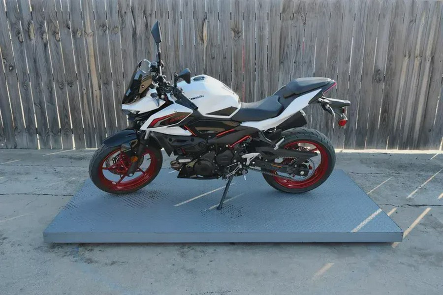 2026 KAWASAKI Z500 SE ABS