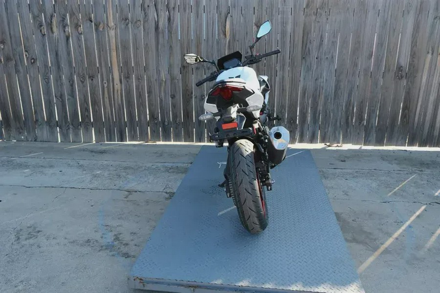 2026 KAWASAKI Z500 SE ABS