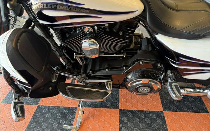 FLHXSE 2016 CVO™ Street Glide®