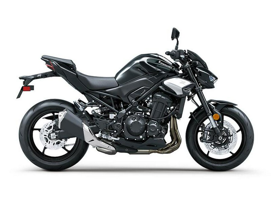 2025 Kawasaki Z900 ABS Metallic Spark Black/Metallic Carbon Gray