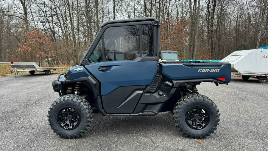 2026 Can-Am Defender Limited HD11