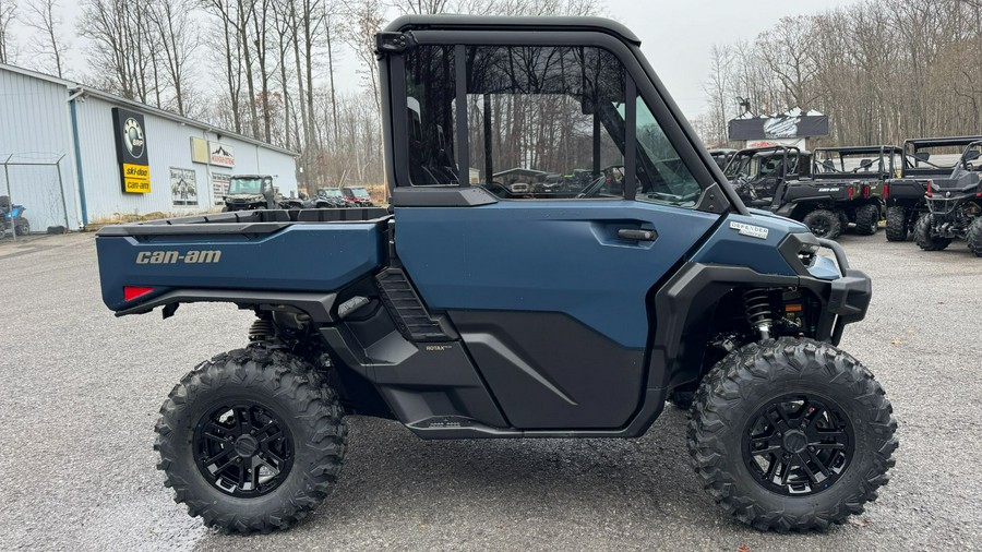 2026 Can-Am Defender Limited HD11
