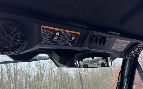 2026 Can-Am Defender Limited HD11
