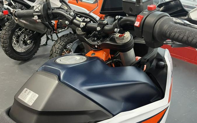 2024 KTM 890 Adventure R