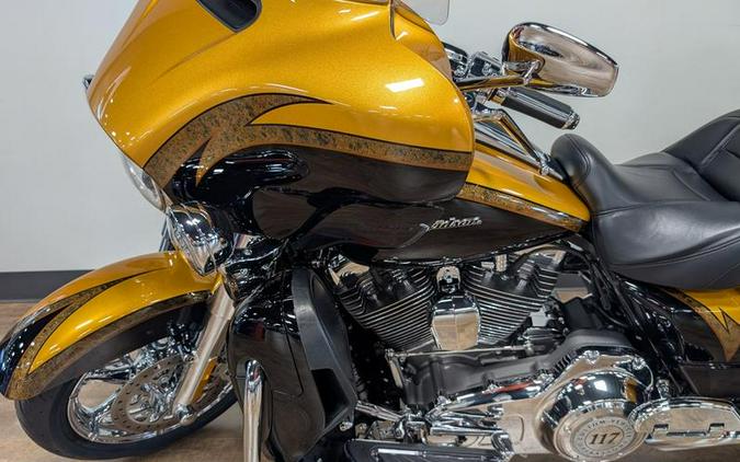 2015 Harley-Davidson® FLHTKSE - CVO™ Limited