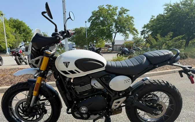 2026 Triumph Scrambler 400 XC