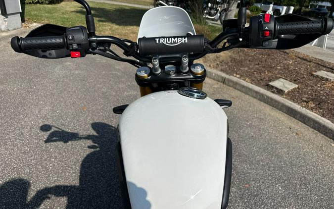 2026 Triumph Scrambler 400 XC