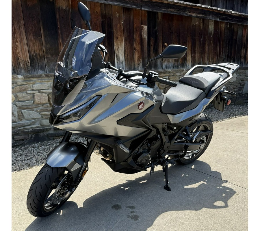 2026 Honda NT1100 DCT Gray Metallic