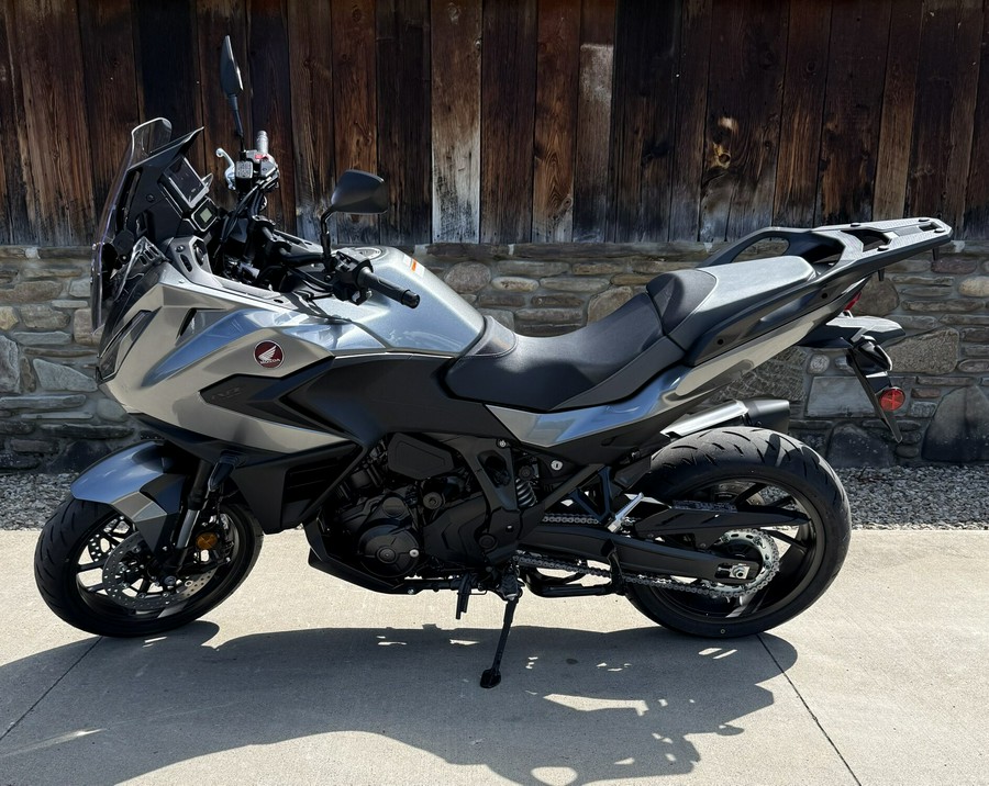 2026 Honda NT1100 DCT Gray Metallic