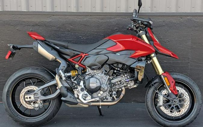 New 2027 DUCATI HYPERMOTARD V2