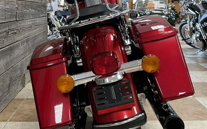 2012 Harley-Davidson Road King Two-Tone Ember Red Sunglo/Merlot Sunglo