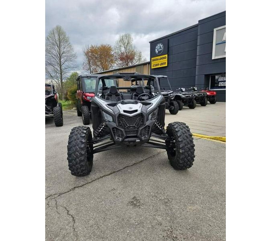 2024 Can-Am® Maverick X3 RS Turbo RR Catalyst Gray