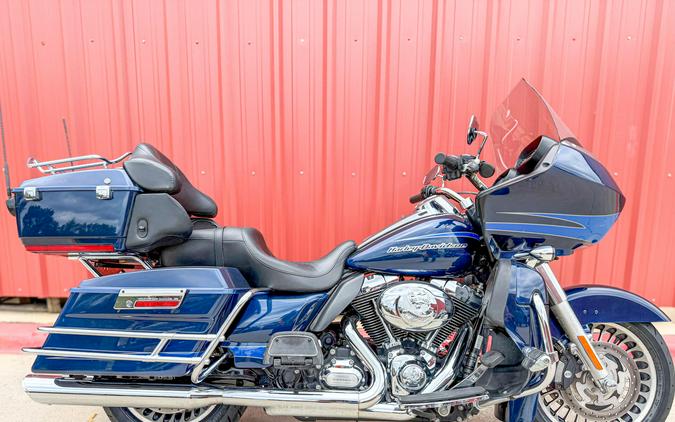 2013 Harley-Davidson® Road Glide® Ultra FLTRU Big Blue Pearl