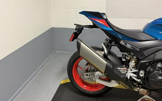 2027 Aprilia® RSV4 1100
