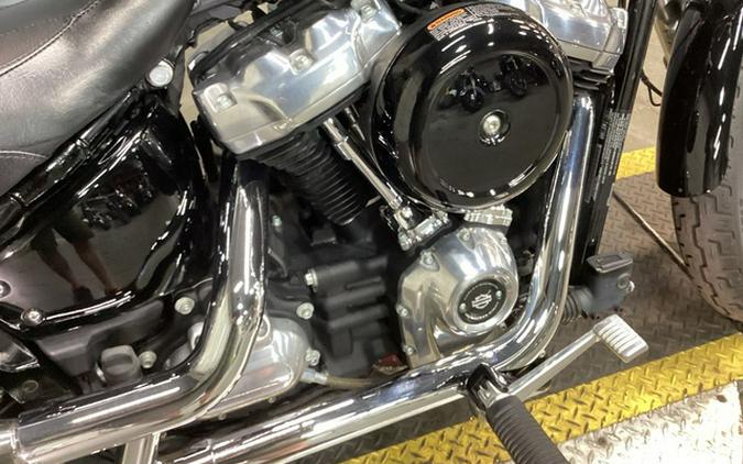 2022 Harley-Davidson Softail FXST - Standard