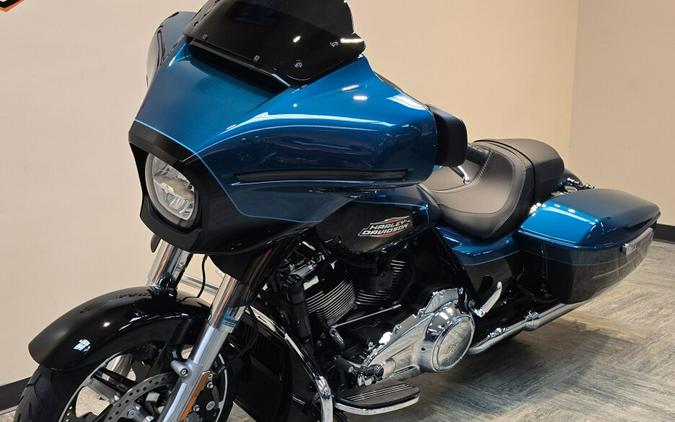 2026 Harley-Davidson® Street Glide® Teal Thunder / Vivid Black - Black FLHX