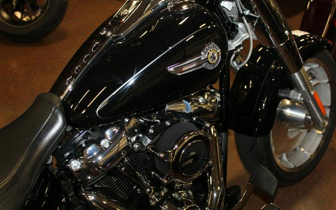 2024 Harley-Davidson® Fat Boy® 114 Vivid Black