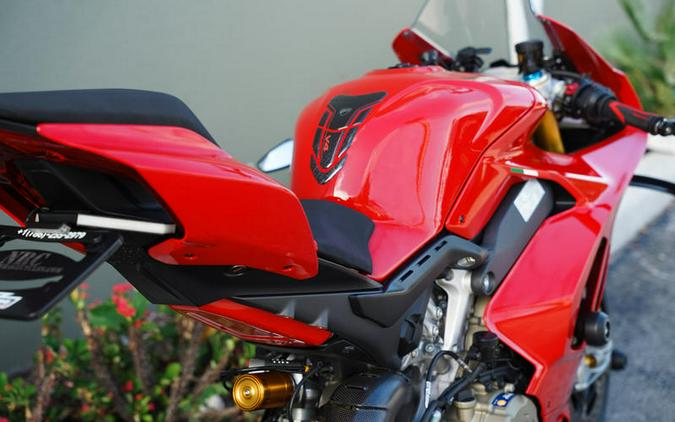 2024 Ducati Panigale V4 S Red
