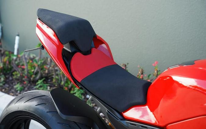 2024 Ducati Panigale V4 S Red