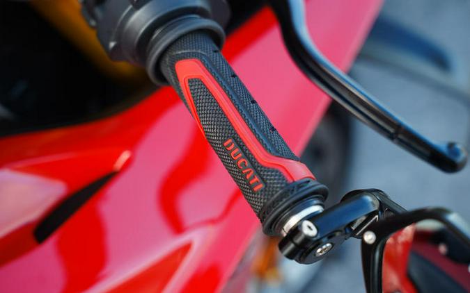 2024 Ducati Panigale V4 S Red