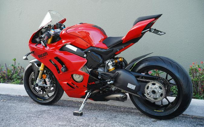 2024 Ducati Panigale V4 S Red