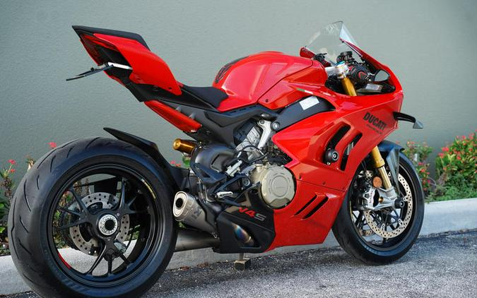 2024 Ducati Panigale V4 S Red