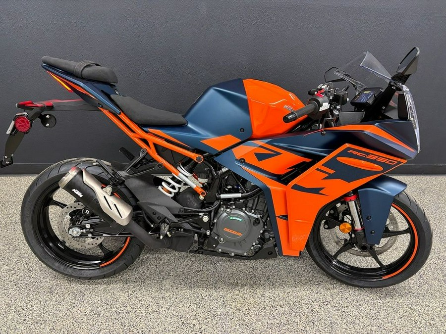 2023 KTM RC 390