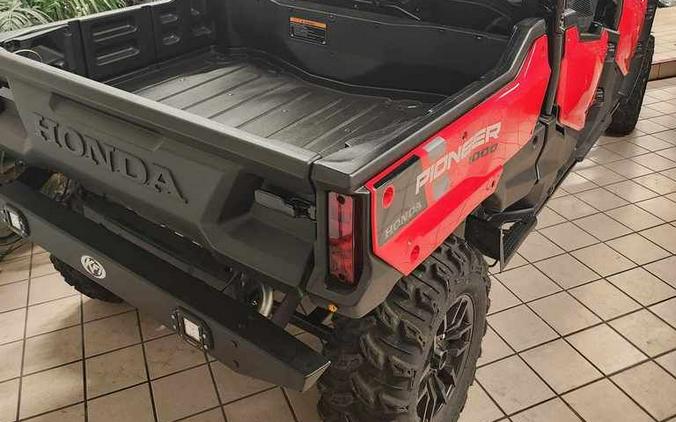 2023 Honda® Pioneer 1000-6 Deluxe Crew