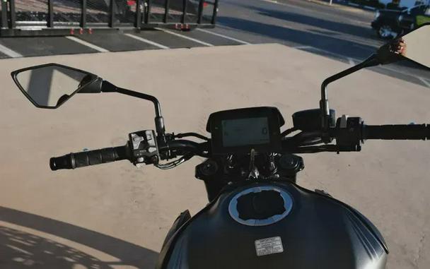 2026 KAWASAKI Z900 ABS