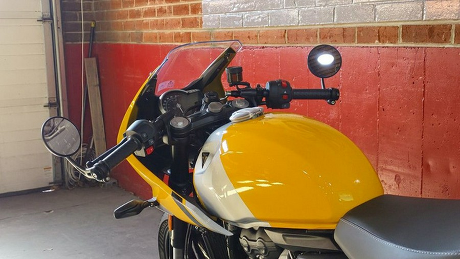2026 Triumph Thruxton 400 Metallic Racing Yellow / Aluminium Silver