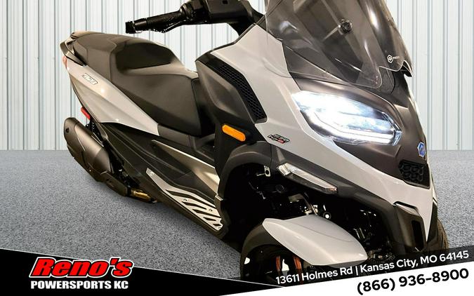 2027 Piaggio MP3 530 Exclusive