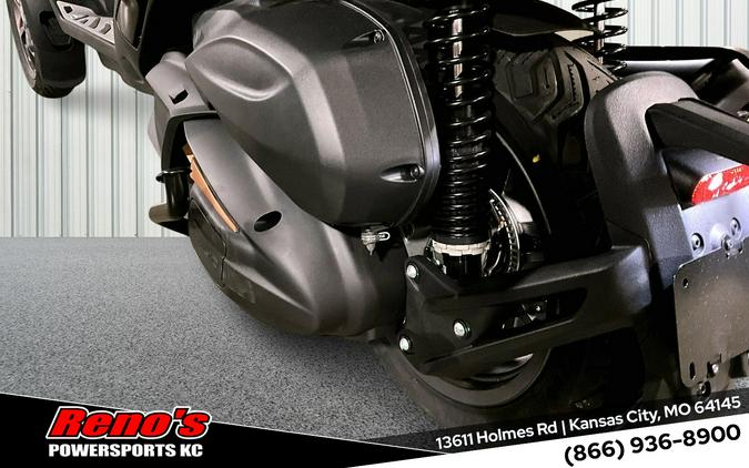 2027 Piaggio MP3 530 Exclusive