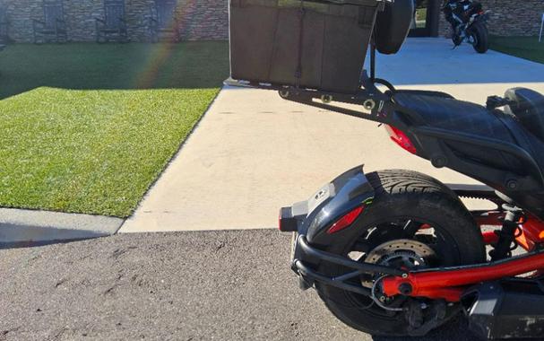 2015 Can-Am Spyder® F3 SM6