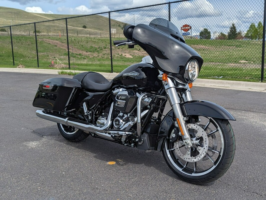 2023 Harley-Davidson Street Glide Vivid Black