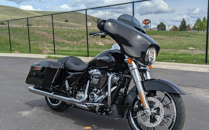 2023 Harley-Davidson Street Glide Vivid Black