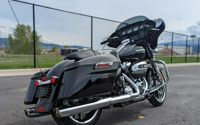 2023 Harley-Davidson Street Glide Vivid Black