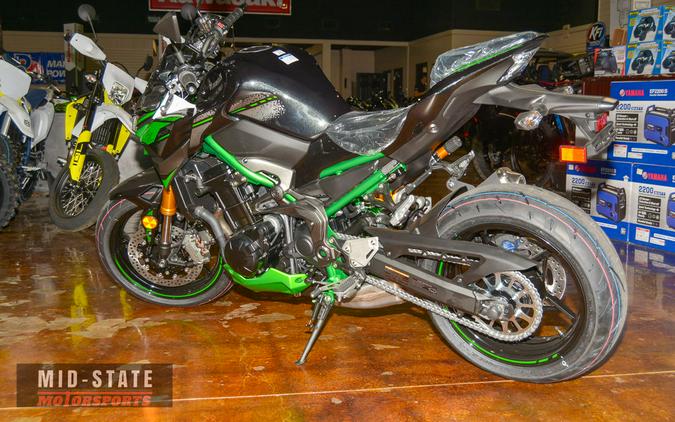 2024 Kawasaki Z900 SE ABS