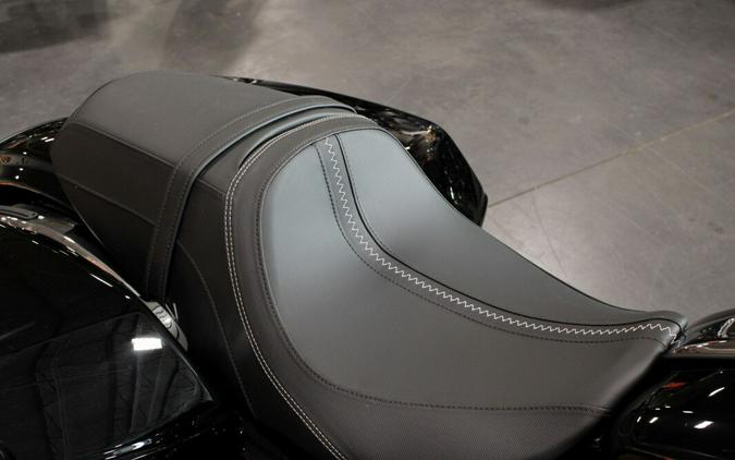 New 2025 Harley-Davidson Street Glide Grand American Touring Motorcycle For Sale In Medina, OH